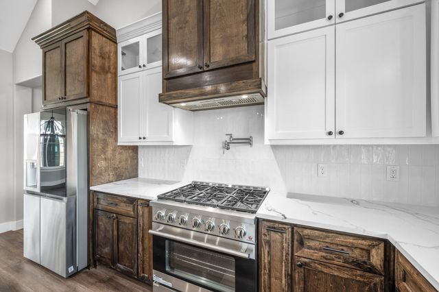 93 Long Horn Loop, New Waverly, TX 77358