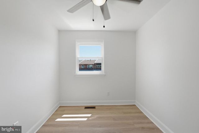 3530 OAKHILL RD, Philadelphia, PA 19154
