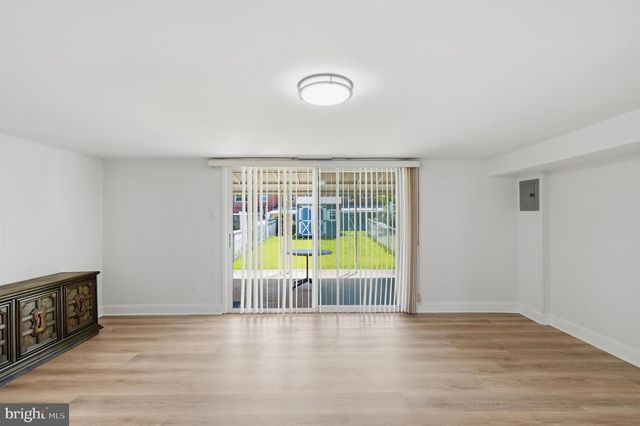 3530 OAKHILL RD, Philadelphia, PA 19154