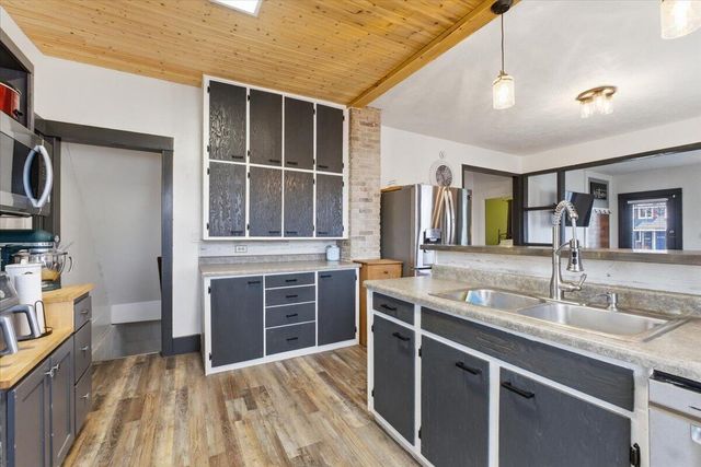 3527 AVENUE C, Council Bluffs, IA 51501