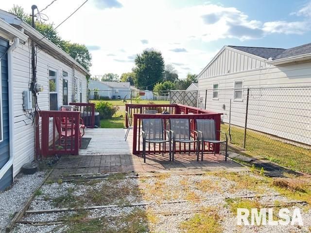 1485 ARCADIA Drive, Galesburg, IL 61401