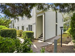 5170 Nw NEAKAHNIE Ave 1, Portland, OR 97229