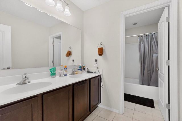 3173 Llano Vista Loop NE, Rio Rancho, NM 87124