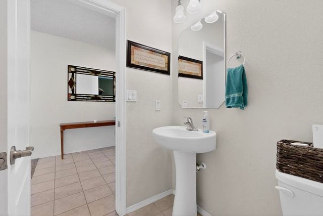 3173 Llano Vista Loop NE, Rio Rancho, NM 87124