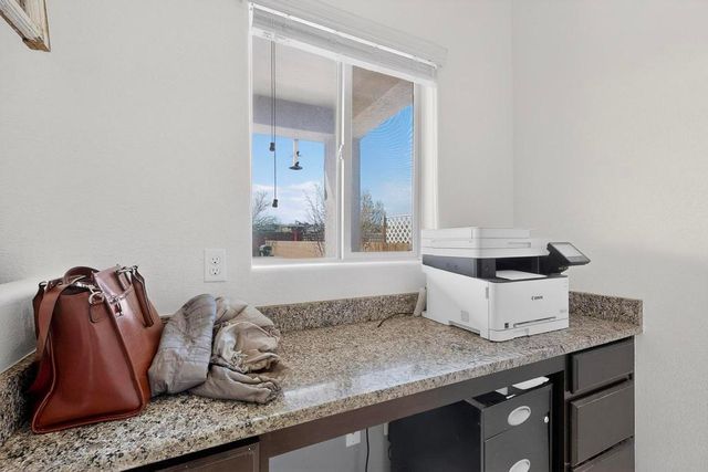 3173 Llano Vista Loop NE, Rio Rancho, NM 87124