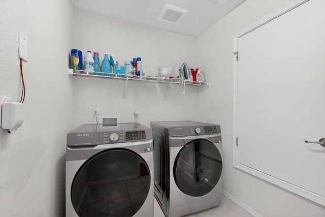 3173 Llano Vista Loop NE, Rio Rancho, NM 87124