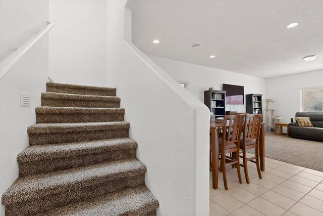 3173 Llano Vista Loop NE, Rio Rancho, NM 87124