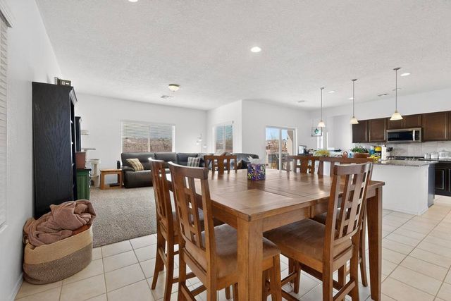 3173 Llano Vista Loop NE, Rio Rancho, NM 87124