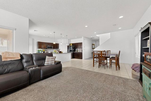 3173 Llano Vista Loop NE, Rio Rancho, NM 87124