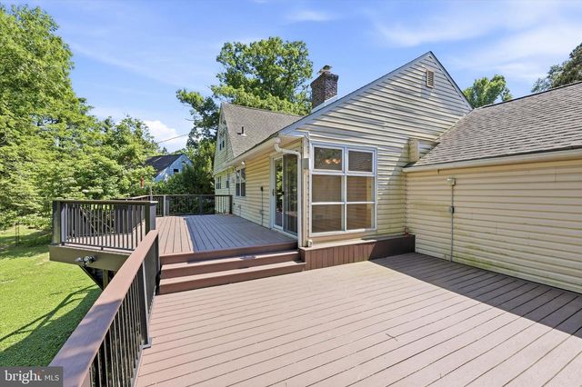 417 MEADOWBROOK LN, Glenside, PA 19038