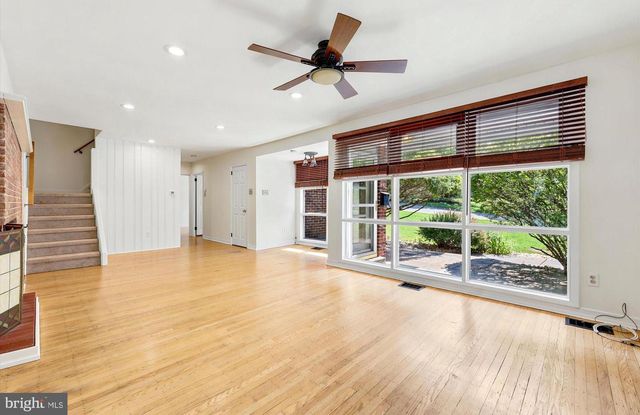 417 MEADOWBROOK LN, Glenside, PA 19038