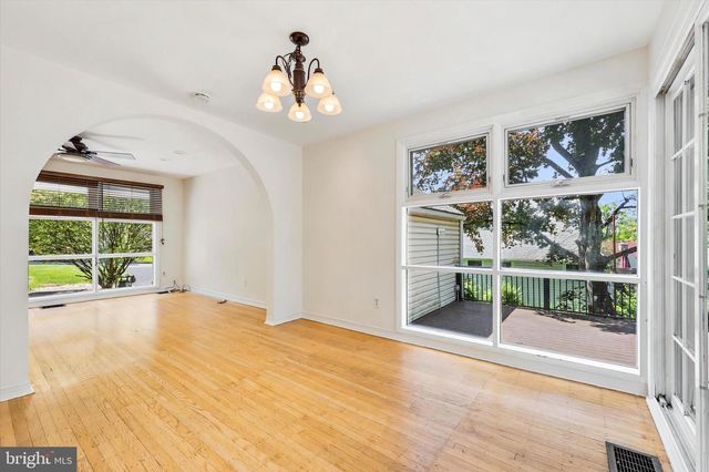 417 MEADOWBROOK LN, Glenside, PA 19038