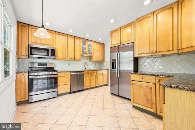 417 MEADOWBROOK LN, Glenside, PA 19038