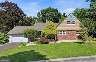 417 MEADOWBROOK LN, Glenside, PA 19038