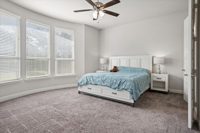 2712 Dickinson Drive, Corinth, TX 76210