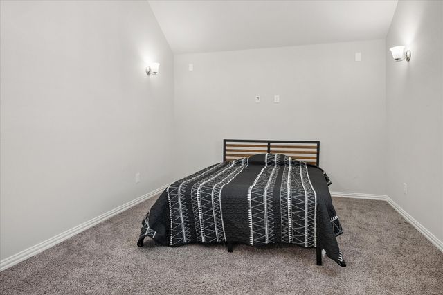 2712 Dickinson Drive, Corinth, TX 76210