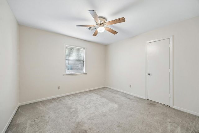 103 Bluebonnet Drive, Bellville, TX 77418