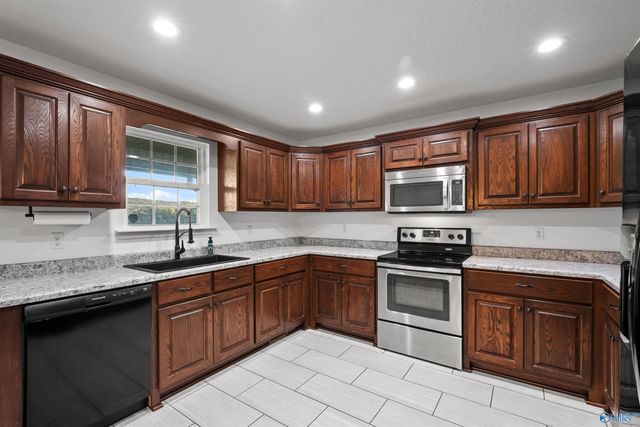 4397 Indian Hills Drive S, Southside, AL 35907