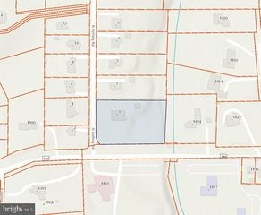 1 N. ROLLING RD, Baltimore, MD 21228