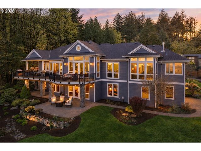 814 Nw SPRING Ave, Portland, OR 97229