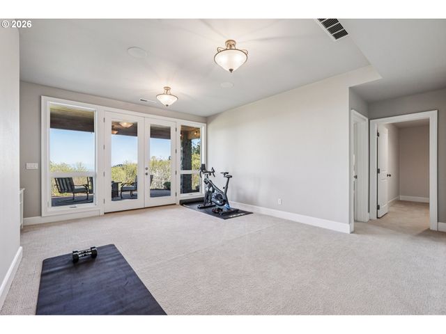 814 Nw SPRING Ave, Portland, OR 97229