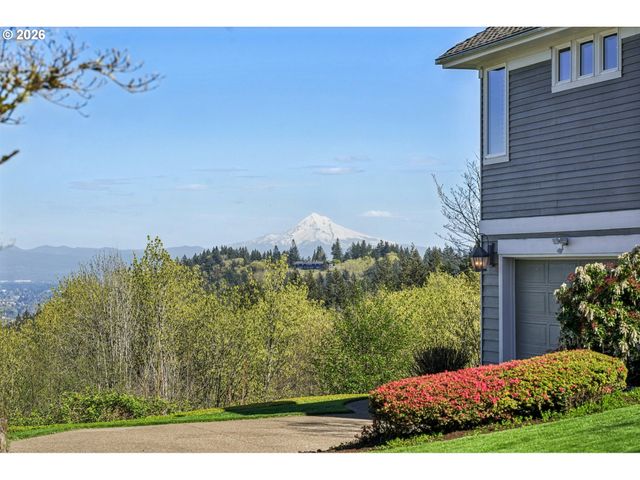 814 Nw SPRING Ave, Portland, OR 97229