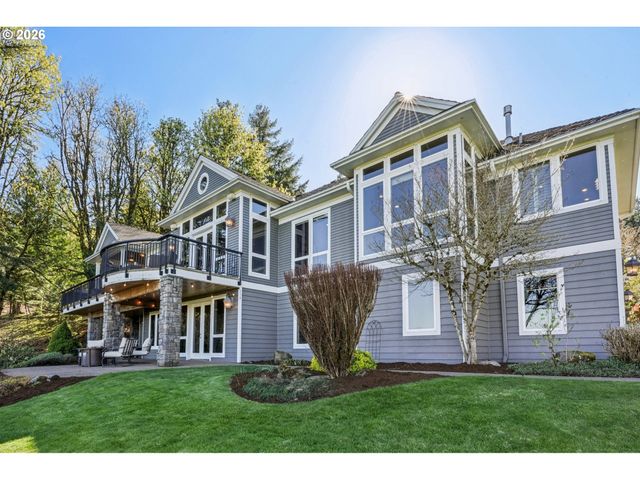 814 Nw SPRING Ave, Portland, OR 97229