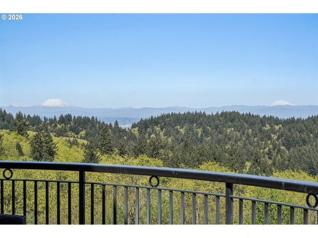 814 Nw SPRING Ave, Portland, OR 97229