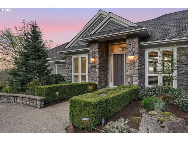 814 Nw SPRING Ave, Portland, OR 97229