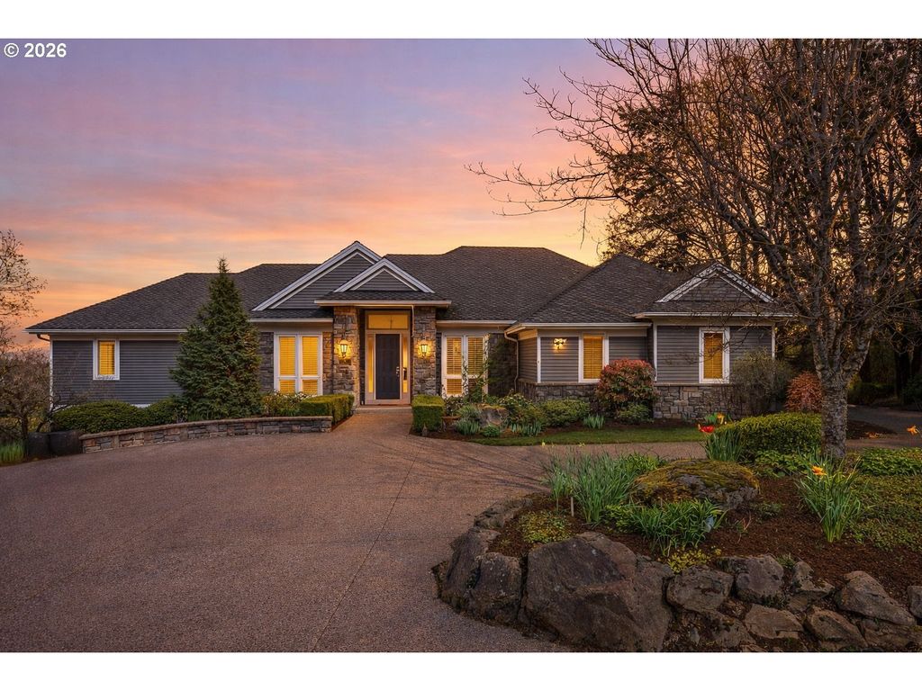 814 Nw SPRING Ave, Portland, OR 97229