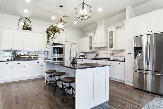 30733 E 65th Street S, Broken Arrow, OK 74014