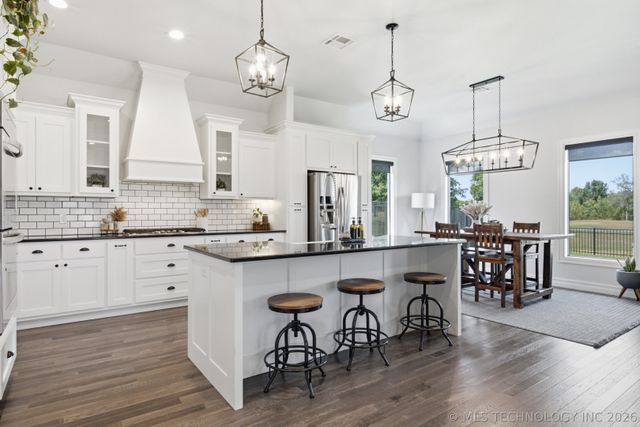 30733 E 65th Street S, Broken Arrow, OK 74014