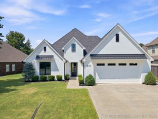 30733 E 65th Street S, Broken Arrow, OK 74014