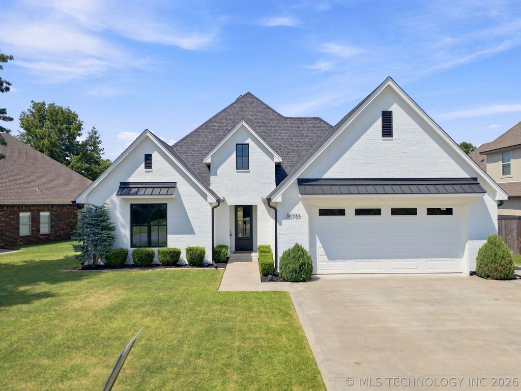 30733 E 65th Street S, Broken Arrow, OK 74014