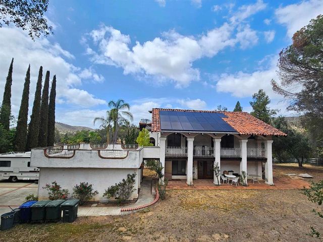 18055 Old Coach Rd, Poway, CA 92064