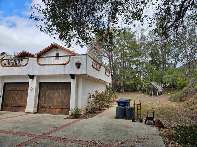 18055 Old Coach Rd, Poway, CA 92064