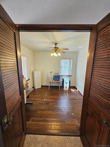 18055 Old Coach Rd, Poway, CA 92064