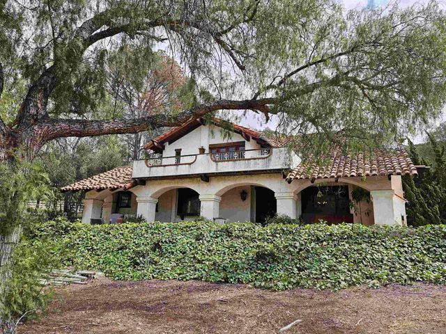 18055 Old Coach Rd, Poway, CA 92064