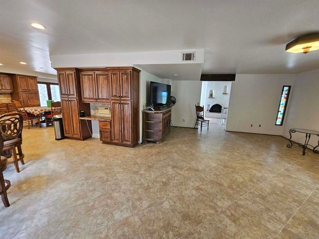 18055 Old Coach Rd, Poway, CA 92064