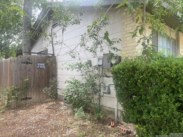 8403 Glen Breeze, San Antonio, TX 78239