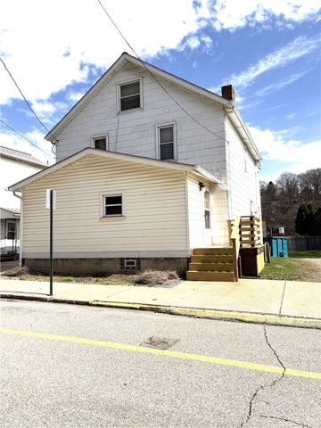 320 Main St, New Kensington, PA 15068