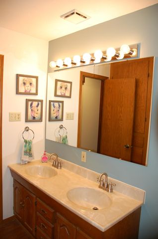 1926 N Gordon, Wichita, KS 67203
