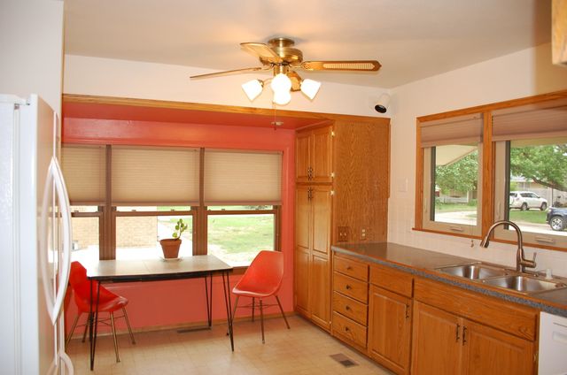 1926 N Gordon, Wichita, KS 67203