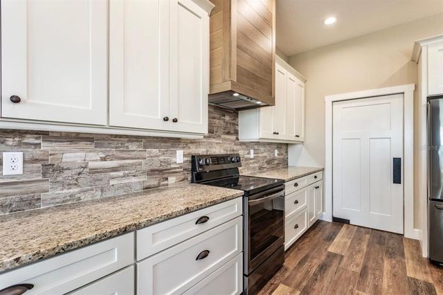 1825 COUNTY ROAD 302, Bunnell, FL 32110