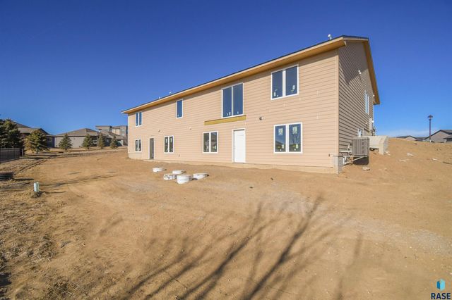 5513 W Rock Hill Pl Place, Sioux Falls, SD 57107