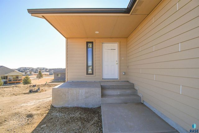 5513 W Rock Hill Pl Place, Sioux Falls, SD 57107