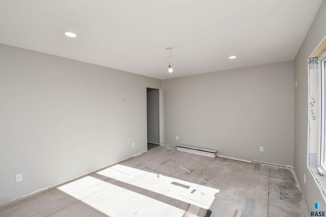 5513 W Rock Hill Pl Place, Sioux Falls, SD 57107