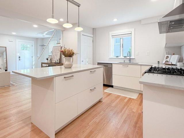 130 Viles Street, Weston, MA 02493