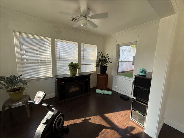 1624 N Boston Avenue, Tulsa, OK 74106