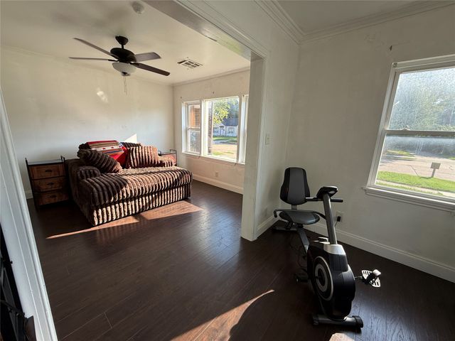 1624 N Boston Avenue, Tulsa, OK 74106